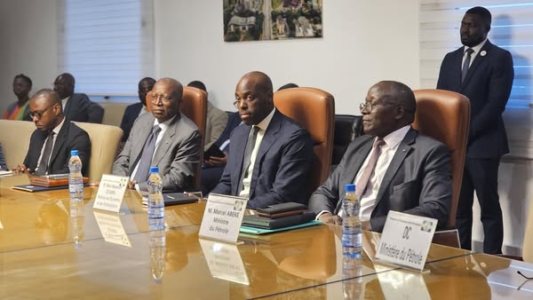 Rencontre stratégique entre le Gouvernement et les acteurs du secteur pétrolier