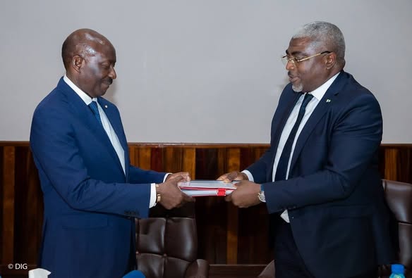 Passation de Charges au ministère de l’Economie, des Finances, de la dette et de la lutte contre la vie chère