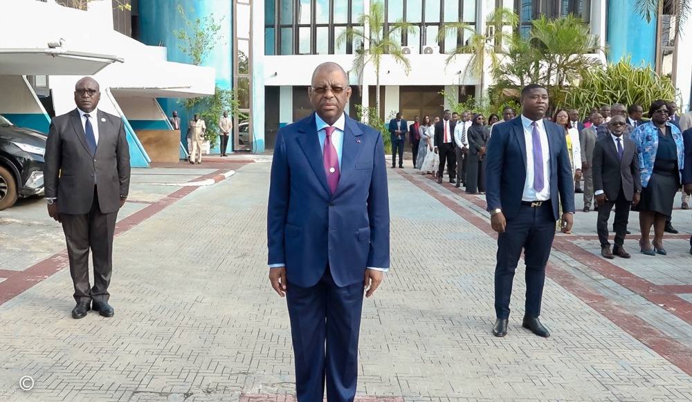 Levée des couleurs à la Vice Présidence du Gouvernement