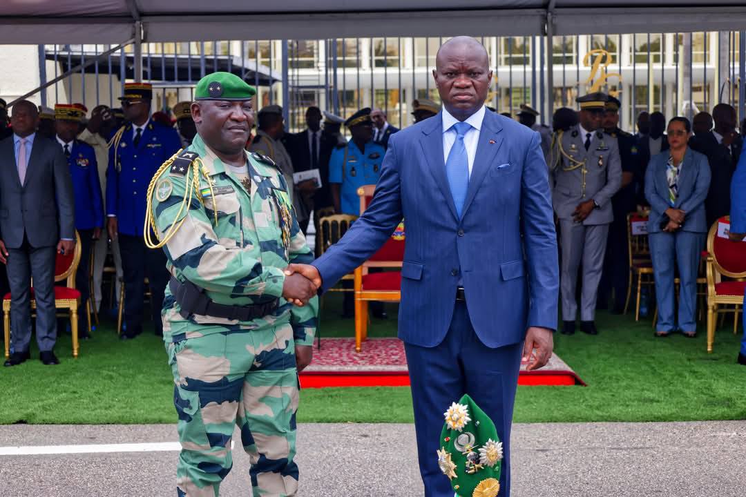 Garde Républicaine : cérémonie de passation de commandement présidée par le Chef de l’État