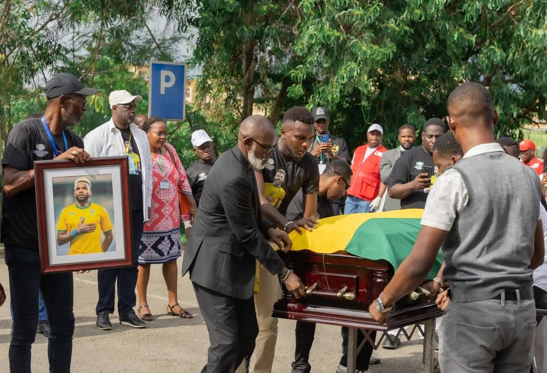 La dépouille d’Aaron Salem Boupendza accueillie dans une vive émotion nationale