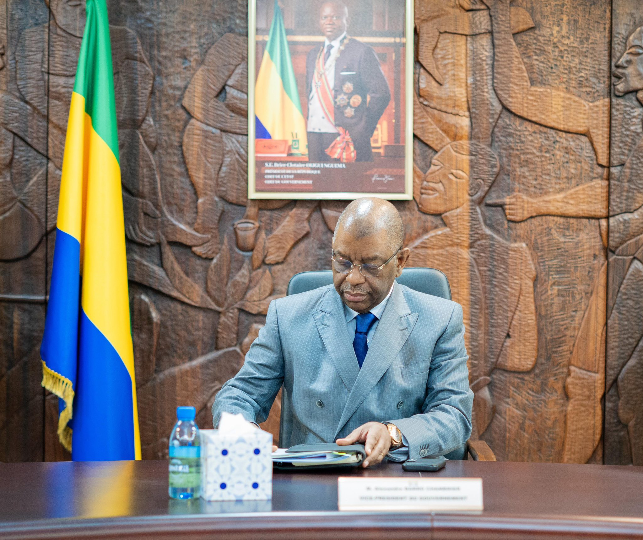 SÉANCE DE TRAVAIL : VICE-PRÉSIDENT DU GOUVERNEMENT x THE NATURE CONSERVANCY