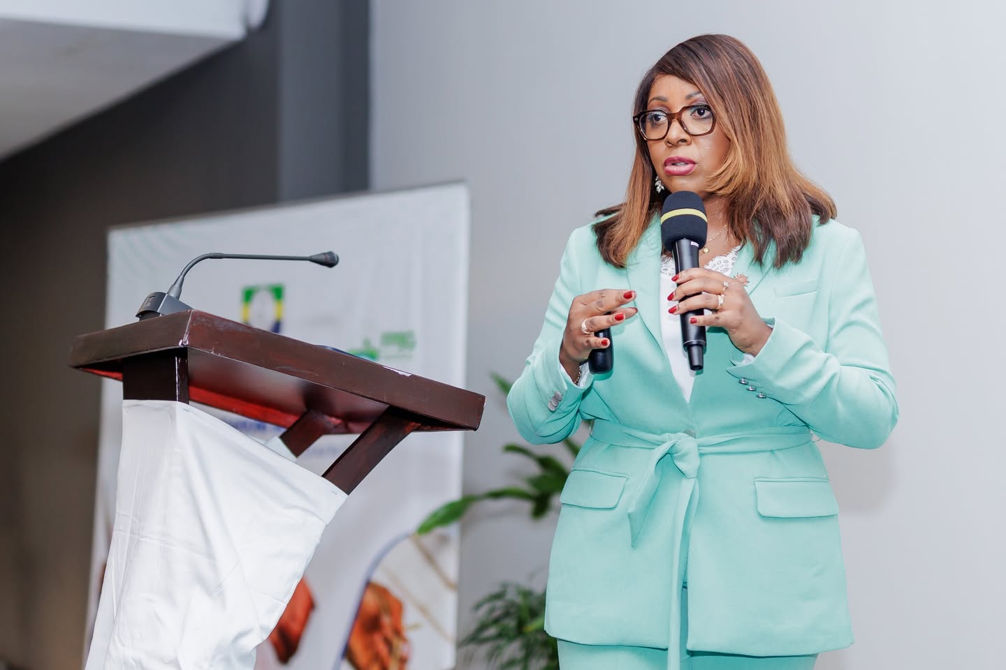 𝐀𝐓𝐄𝐋𝐈𝐄𝐑 𝐍𝐀𝐓𝐈𝐎𝐍𝐀𝐋 𝐒𝐔𝐑 𝐋𝐄𝐒 𝐎𝐁𝐋𝐈𝐆𝐀𝐓𝐈𝐎𝐍𝐒 𝐁𝐋𝐄𝐔𝐄𝐒