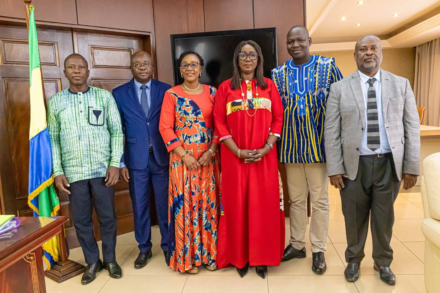 𝐄́𝐕𝐀𝐋𝐔𝐀𝐓𝐈𝐎𝐍 𝐃𝐔 𝐏𝐀𝐑𝐓𝐄𝐍𝐀𝐑𝐈𝐀𝐓 𝐄𝐍𝐓𝐑𝐄 𝐋𝐄 𝐌𝐈𝐍𝐈𝐒𝐓𝐄̀𝐑𝐄 𝐃𝐄 𝐋𝐀 𝐅𝐎𝐍𝐂𝐓𝐈𝐎𝐍 𝐏𝐔𝐁𝐋𝐈𝐐𝐔𝐄 𝐄𝐓 𝐋’𝐈𝐍𝐒𝐓𝐈𝐓𝐔𝐓 𝐃𝐄𝐒 𝐅𝐈𝐍𝐀𝐍𝐂𝐄𝐒 𝐏𝐔𝐁𝐋𝐈𝐐𝐔𝐄𝐒 𝐃𝐔 𝐁𝐔𝐑𝐊𝐈𝐍𝐀 𝐅𝐀𝐒𝐎