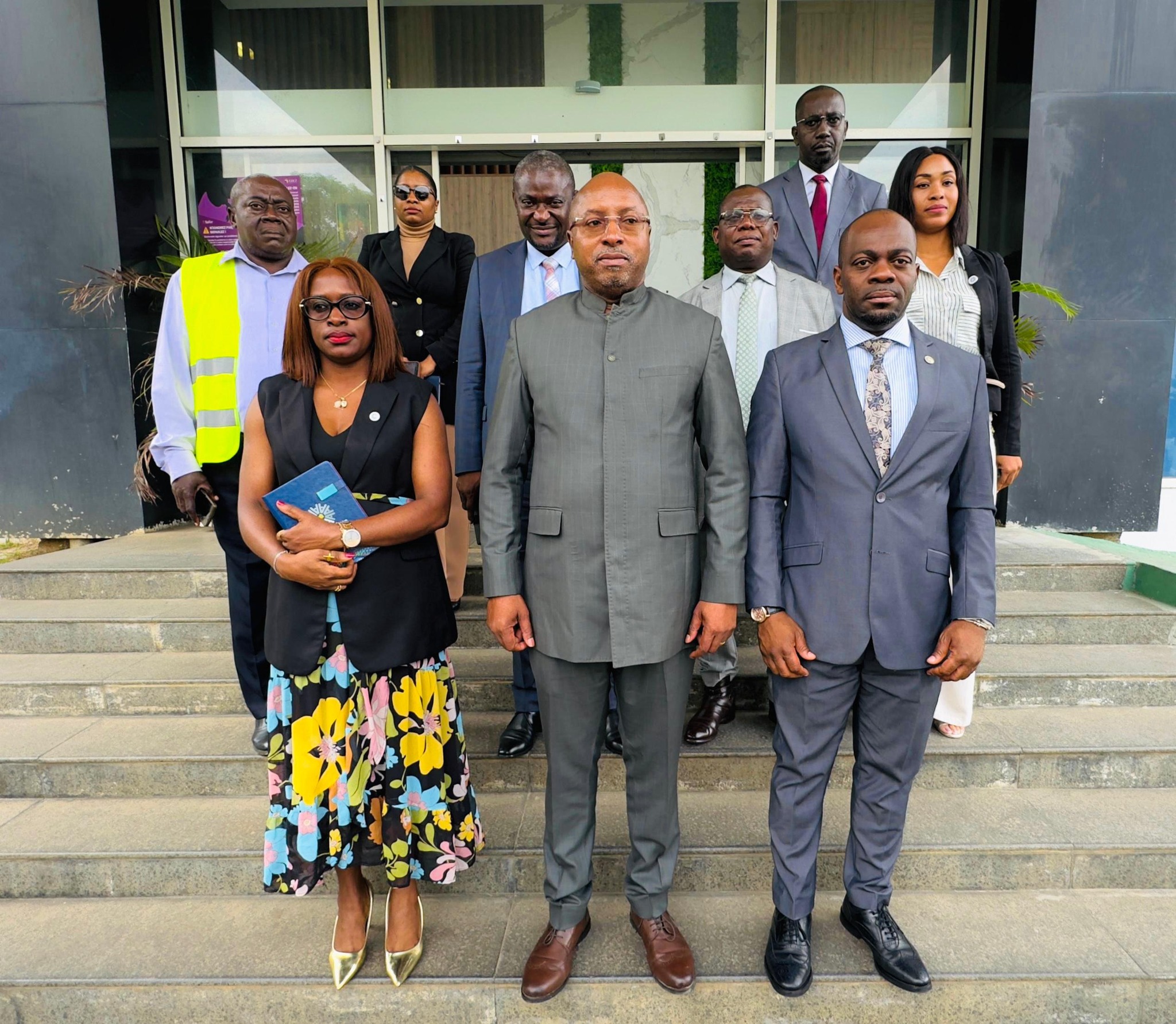 𝐕𝐈𝐒𝐈𝐓𝐄 𝐃𝐄 𝐓𝐄𝐑𝐑𝐀𝐈𝐍 𝐃𝐔 𝐌𝐈𝐍𝐈𝐒𝐓𝐑𝐄 𝐃𝐔 𝐓𝐑𝐀𝐕𝐀𝐈𝐋 𝐄𝐓 𝐃𝐄 𝐋𝐀 𝐋𝐔𝐓𝐓𝐄 𝐂𝐎𝐍𝐓𝐑𝐄 𝐋𝐄 𝐂𝐇𝐎̂𝐌𝐀𝐆𝐄 𝐀̀ 𝐋𝐀 𝐙𝐎𝐍𝐄 𝐃’𝐈𝐍𝐕𝐄𝐒𝐓𝐈𝐒𝐒𝐄𝐌𝐄𝐍𝐓 𝐒𝐏𝐄́𝐂𝐈𝐀𝐋𝐄 (𝐙𝐈𝐒) 𝐃𝐄 𝐍𝐊𝐎𝐊