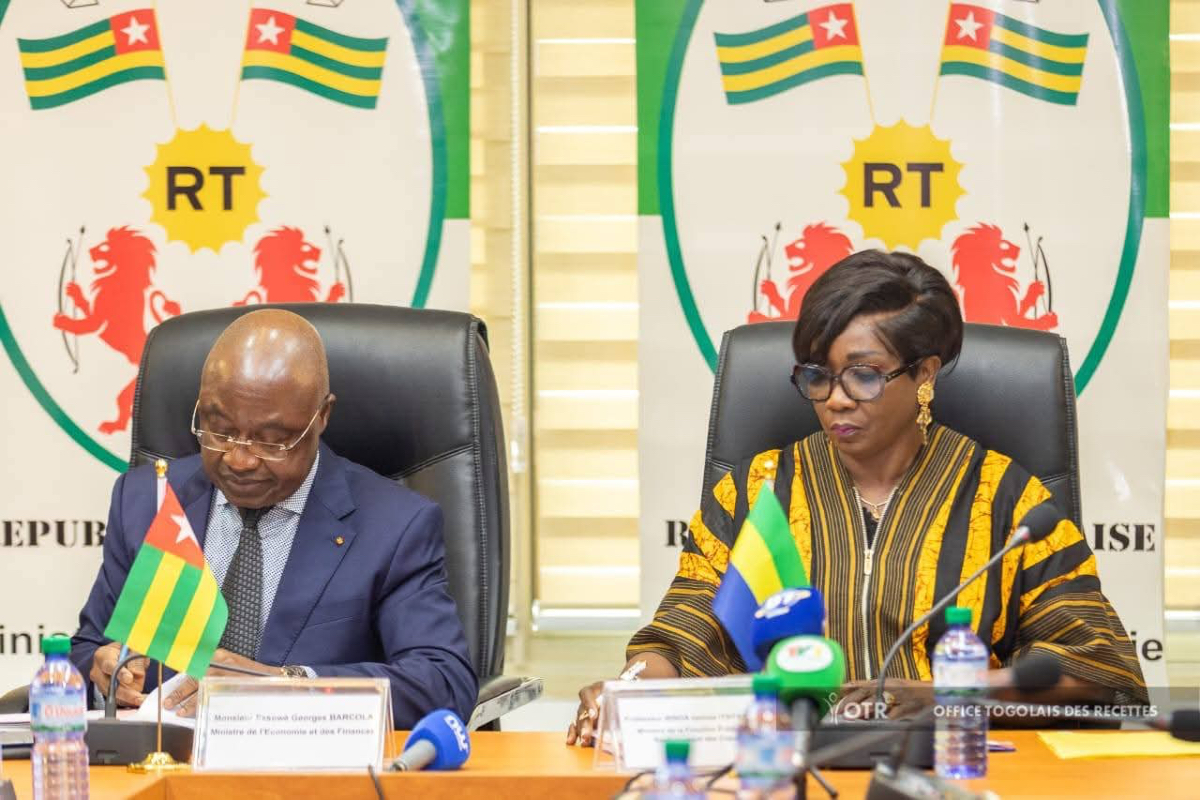 𝐏𝐀𝐑𝐓𝐄𝐍𝐀𝐑𝐈𝐀𝐓 𝐃𝐄 𝐑𝐄𝐍𝐅𝐎𝐑𝐂𝐄𝐌𝐄𝐍𝐓 𝐃𝐄 𝐂𝐎𝐌𝐏𝐄́𝐓𝐄𝐍𝐂𝐄𝐒 𝐄𝐍𝐓𝐑𝐄 𝐋𝐄 𝐆𝐀𝐁𝐎𝐍 𝐄𝐓 𝐋𝐄 𝐓𝐎𝐆𝐎