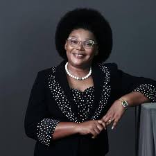 La Ministre Elodie FOUEFOUE SANDJOH officialise le bureau exécutif de la FENAFERG