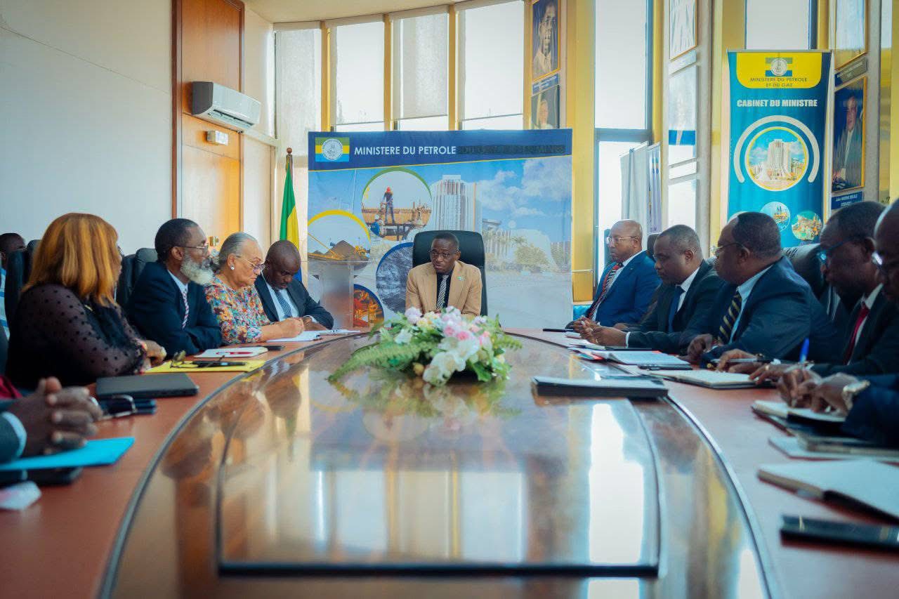 Tension sociales dans le secteur pétrolier: comment mettre fin à la précarité et à l’exploitation