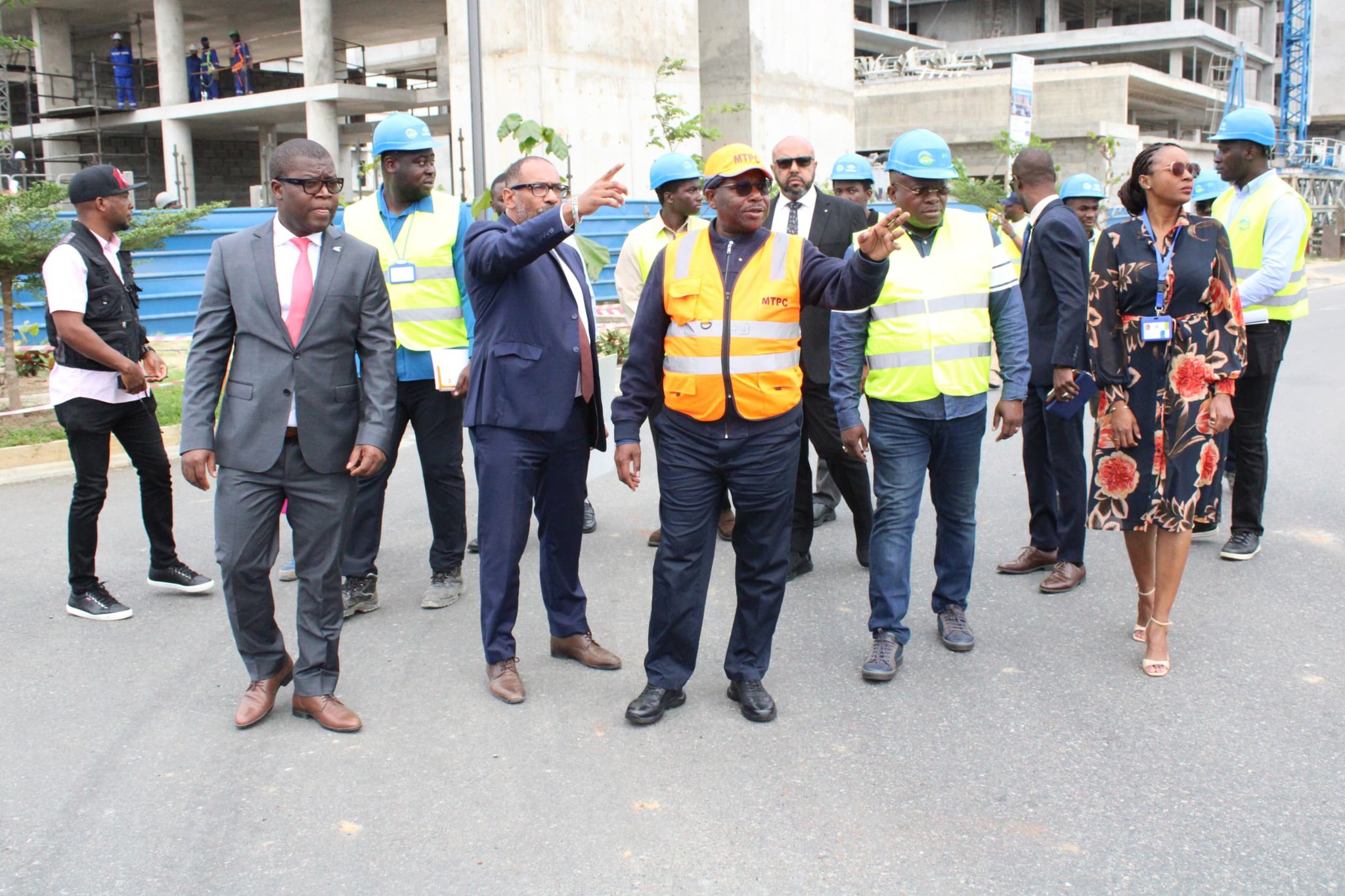 Avancement du chantier de la Baie des Rois : le Ministre des Travaux Publics réaffirme l’engagement de l’État