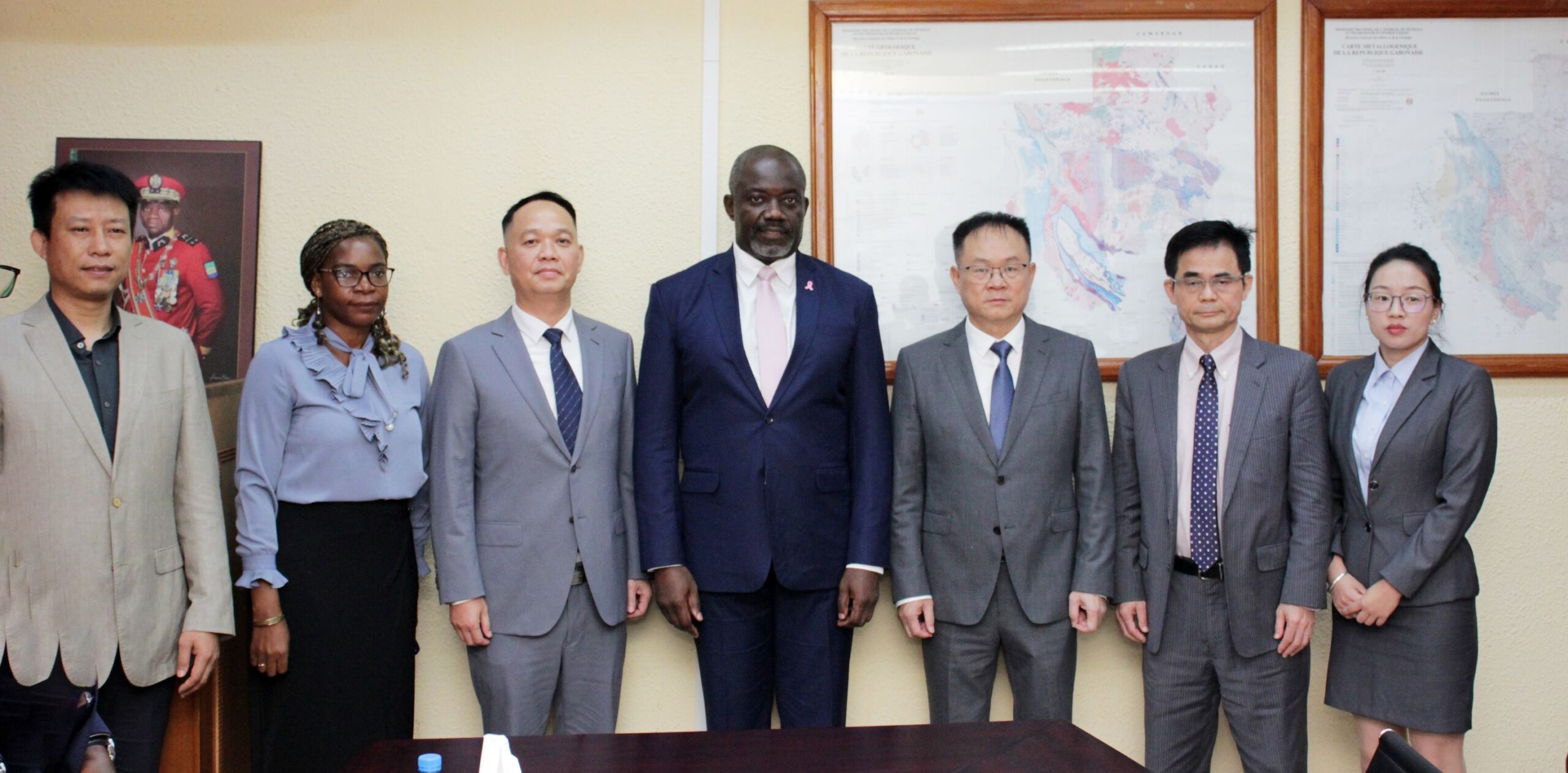 𝐑𝐞𝐧𝐜𝐨𝐧𝐭𝐫𝐞 𝐞𝐧𝐭𝐫𝐞 𝐥𝐞 𝐌𝐢𝐧𝐢𝐬𝐭𝐫𝐞 𝐝𝐞𝐬 𝐌𝐢𝐧𝐞𝐬 𝐞𝐭 𝐥𝐞 𝐏𝐃𝐆 𝐝𝐞 𝐆𝐮𝐚𝐧𝐠𝐱𝐢 𝐘𝐮𝐚𝐧𝐡𝐚𝐢 𝐌𝐢𝐧𝐞𝐬 𝐆𝐫𝐨𝐮𝐩 𝐂𝐨. 𝐋𝐓𝐃