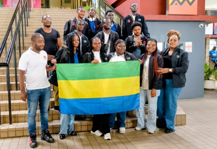 𝐀𝐮𝐝𝐢𝐞𝐧𝐜𝐞 𝐚𝐮 𝐂𝐚𝐛𝐢𝐧𝐞𝐭 𝐝𝐮 𝐌𝐢𝐧𝐢𝐬𝐭𝐫𝐞