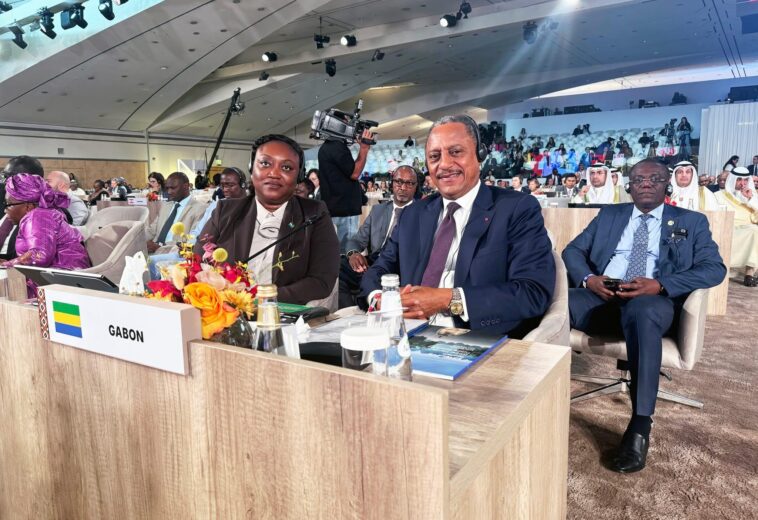 𝐃𝐈𝐏𝐋𝐎𝐌𝐀𝐓𝐈𝐄 𝐓𝐎𝐔𝐑𝐈𝐒𝐓𝐈𝐐𝐔𝐄 : 𝐋𝐄 𝐆𝐀𝐁𝐎𝐍 𝐏𝐑𝐄́𝐒𝐄𝐍𝐓 𝐀̀ 𝐋𝐀 𝟐𝟔𝐄̀𝐌𝐄 𝐀𝐒𝐒𝐄𝐌𝐁𝐋𝐄́𝐄 𝐆𝐄́𝐍𝐄́𝐑𝐀𝐋𝐄 𝐃𝐄 𝐋’𝐎𝐍𝐔 𝐓𝐎𝐔𝐑𝐈𝐒𝐌𝐄