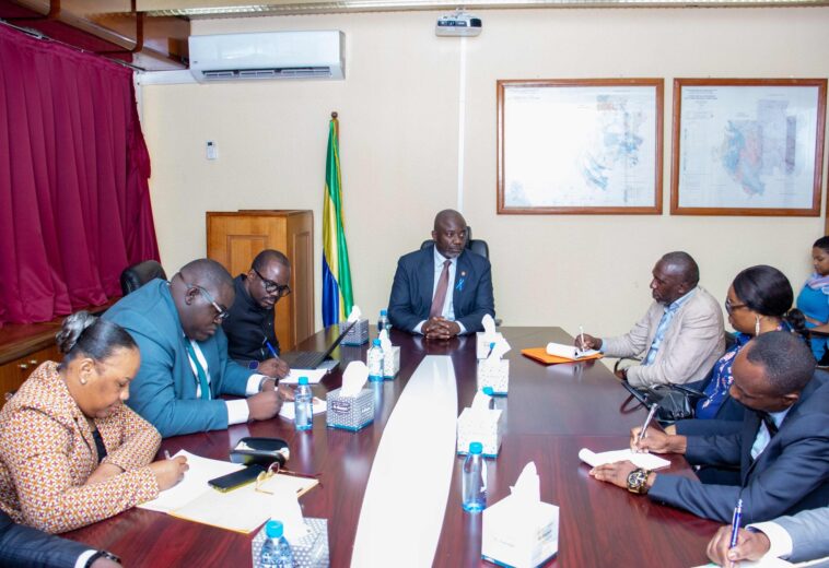 Réorganisation de la Filière Aurifère : Le Ministre Nembé Reçoit les Coopératives