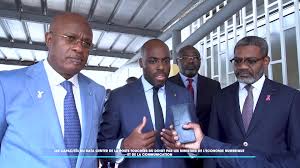 𝐕𝐈𝐒𝐈𝐓𝐄 𝐃𝐔 𝐃𝐀𝐓𝐀 𝐂𝐄𝐍𝐓𝐄𝐑 𝐃𝐄 𝐋𝐀 𝐏𝐎𝐒𝐓𝐄 𝐒𝐀 𝐏𝐀𝐑 𝐋𝐄𝐒 𝐌𝐈𝐍𝐈𝐒𝐓𝐑𝐄𝐒 𝐃𝐄 𝐋𝐀 𝐂𝐎𝐌𝐌𝐔𝐍𝐈𝐂𝐀𝐓𝐈𝐎𝐍 𝐄𝐓 𝐃𝐄 𝐋’𝐄́𝐂𝐎𝐍𝐎𝐌𝐈𝐄 𝐍𝐔𝐌𝐄́𝐑𝐈𝐐𝐔𝐄