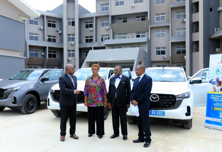 RGPL : La Ministre de la Planification dote le Bureau Central de moyens mobiles pour le dénombrement national