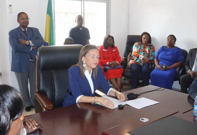 Santé Publique : La Pr Elsa Joséphine N’KANA AYO épse BIVIGOU prône une gouvernance « humaine et scientifique »