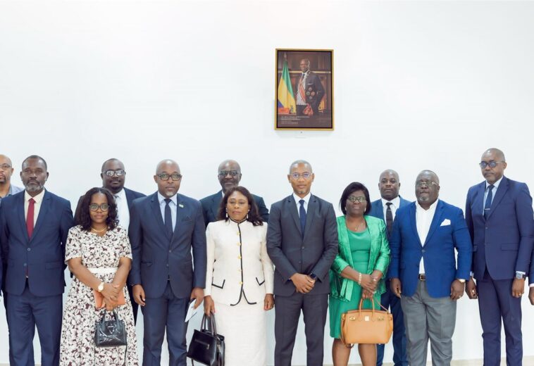 Séance de travail au Palais des Sports : Fin de contrat de l’ancien sélectionneur national et relance du Championnat National de football