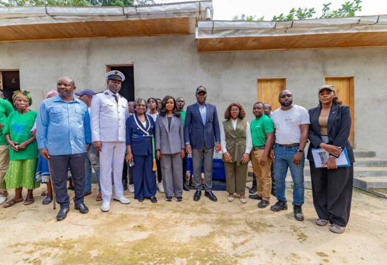 𝐋𝐄 𝐂𝐇𝐄𝐅 𝐃𝐄 𝐋’𝐄́𝐓𝐀𝐓 𝐕𝐈𝐒𝐈𝐓𝐄 𝐏𝐋𝐔𝐒𝐈𝐄𝐔𝐑𝐒 𝐅𝐄𝐑𝐌𝐄𝐒 𝐀𝐕𝐈𝐂𝐎𝐋𝐄𝐒