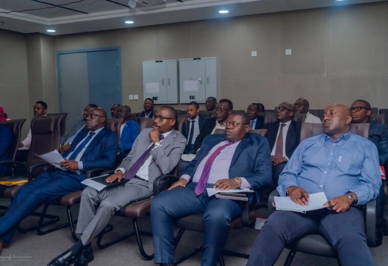 Régularisation Foncière de Masse (RFM) : Le Ministre Mays MOUISSI valide le déploiement opérationnel pour 50 000 foyers