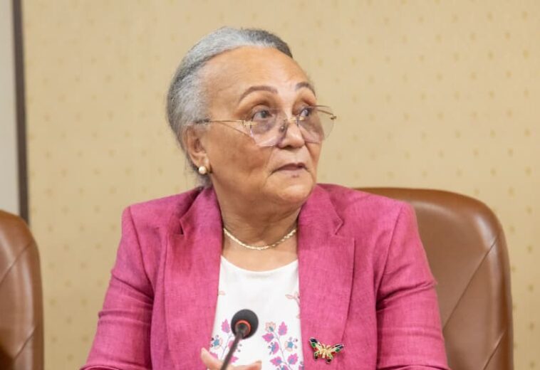 FEUILLE DE ROUTE DES 100 JOURS DU MINISTÈRE DU TRAVAIL, DU PLEIN EMPLOI, DU DIALOGUE SOCIAL ET DE LA FORMATION PROFESSIONNELLE