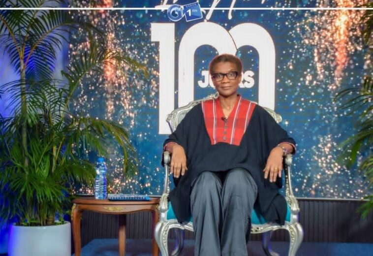 LES 100 JOURS DU GOUVERNEMENT AVEC LOUISE PIERRETTE MVONO,MINISTRE DE LA PLANIFICATION ET DE LA PROSPECTIVE DU GABON.