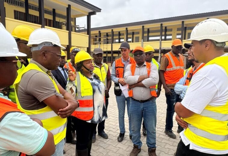 ÉDUCATION : CAMÉLIA NTOUTOUME LECLERCQ AU CŒUR DES CHANTIERS SCOLAIRES DE PORT-GENTIL